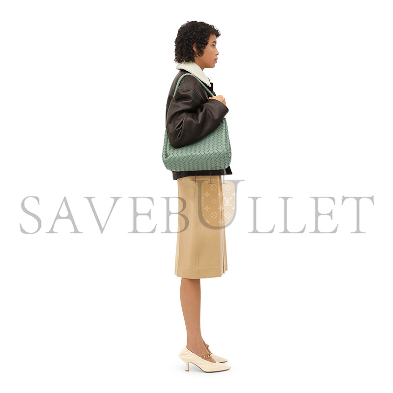 bo*te*ga Ve*ne*ta large parachute 796571vcppt3401 (30*26*20cm)